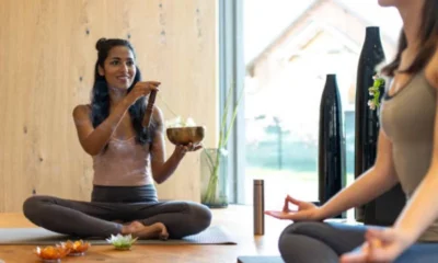 Integrating Mindful Eating with Yoga: A Holistic Approach to Inner Balance