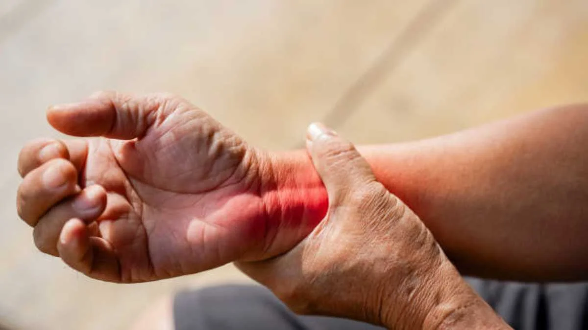 Experiencing Arthritis Pain? Here's How to Find Comfort
