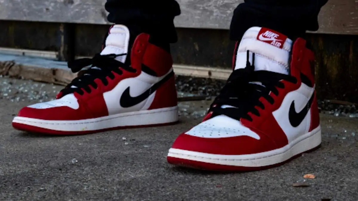 Why Every Sneaker Drop Needs a Professional Photoshoot