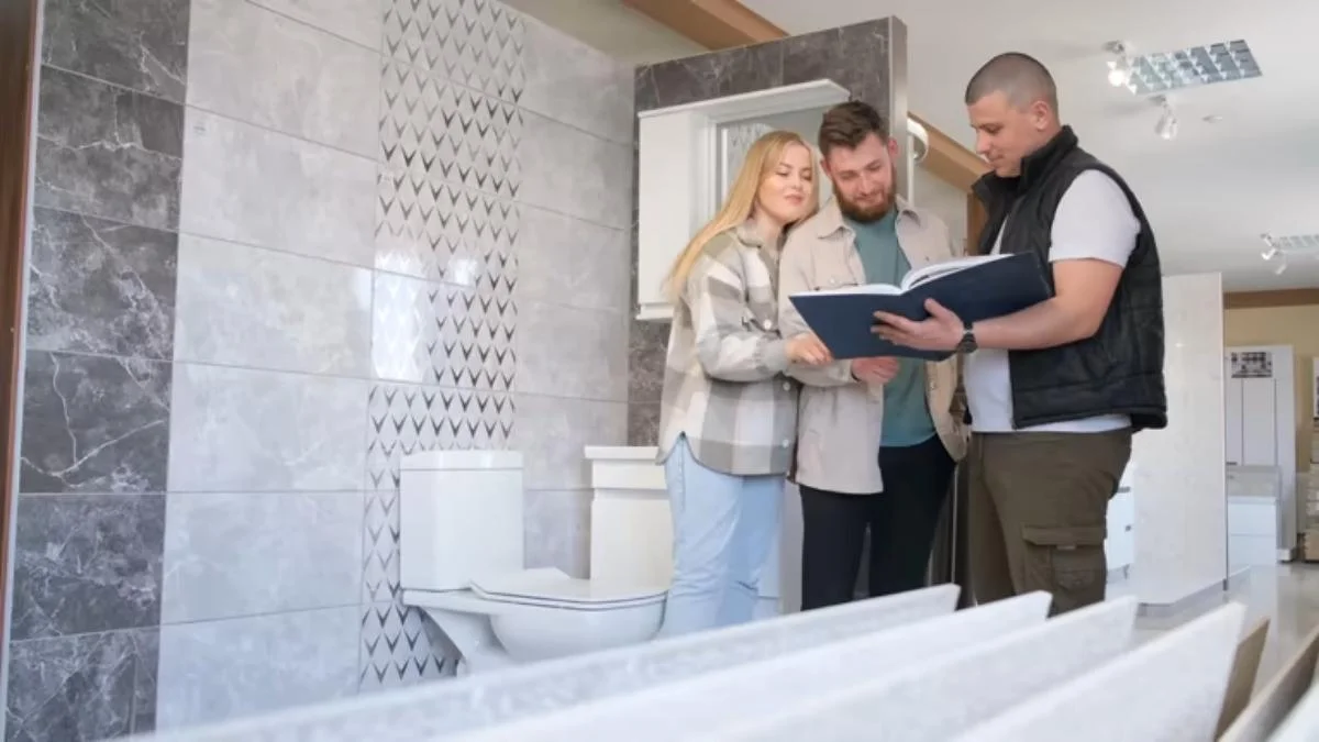 What Homeowners Should Know Before Hiring a Professional for Bathroom Projects