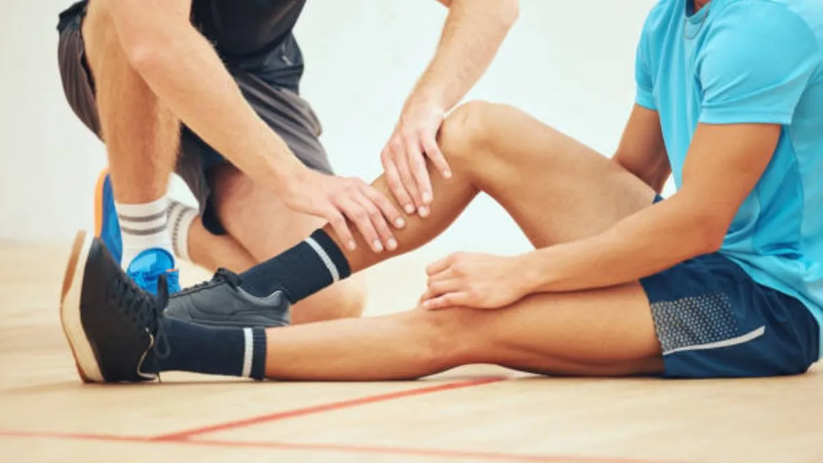 When Should You Visit an Orthopaedic Clinic for a Sports Injury?